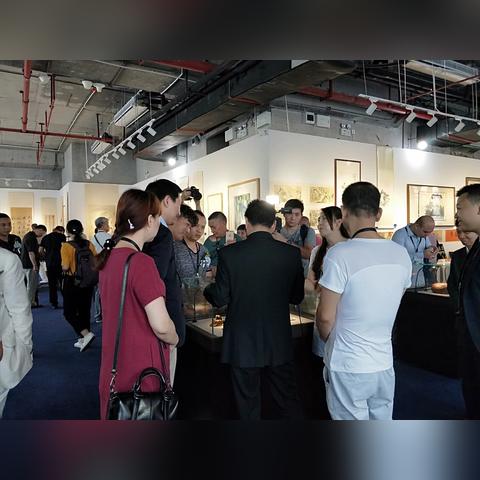 传奇世界老玩家为何集体回流？十年未变的传世味藏着多少你不知道的实战密码？