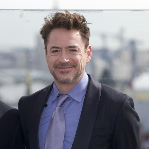 小唐尼罗伯特的游戏角色密码，为什么玩家愿意为钢铁侠式魅力氪穿装备？