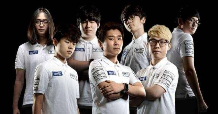 LPL战队藏了多少你不知道的「夺冠密码」从选手习惯到战术逻辑的3层拆解