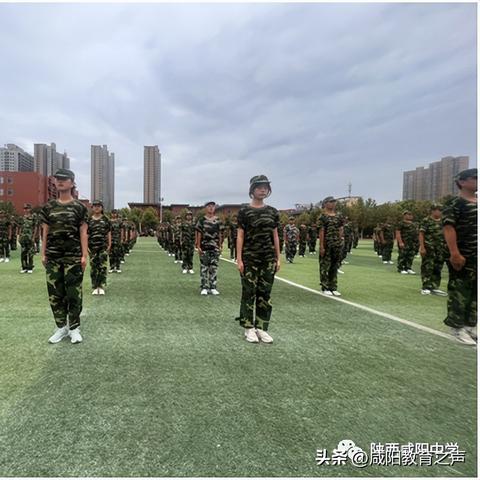 热血传奇客户端下载别瞎碰！2026年开服玩家亲测3个致命坑