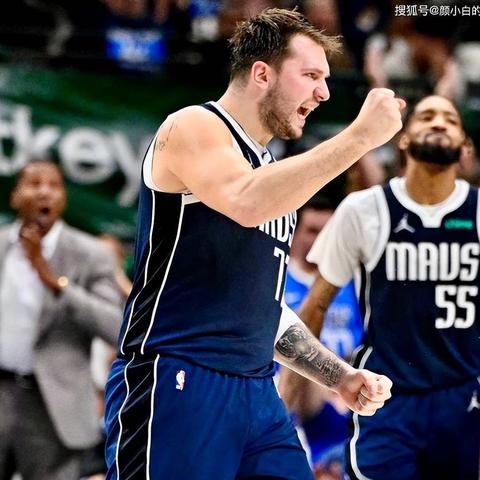 和两个女生一起玩3，为什么她们总说我「没默契」3个实战细节帮你破局