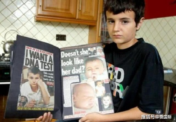 15岁男孩卢浮宫“礼帽男”走红之谜：侦探身份竟是意外惊喜