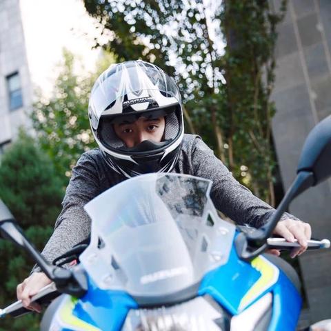 黄龙骑士团修改器到底能不能用？老玩家实测3种工具的实战效果与风险