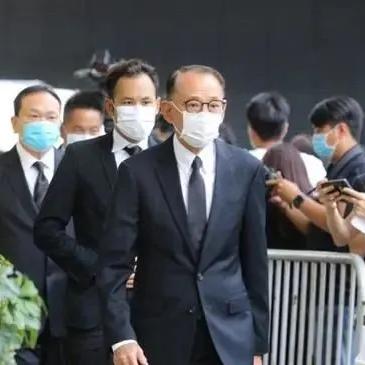 传奇私发网水有多深？老玩家实测3个月，帮你避掉90%坑