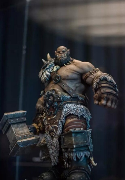 奥格瑞姆·毁灭之锤，被误解的兽人领袖，藏在战锤里的部落崛起密码？