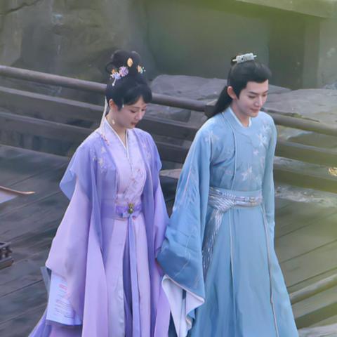 杨紫央视春晚彩排路透深度拆解，造型密码、节目悬念与幕后追踪全解析