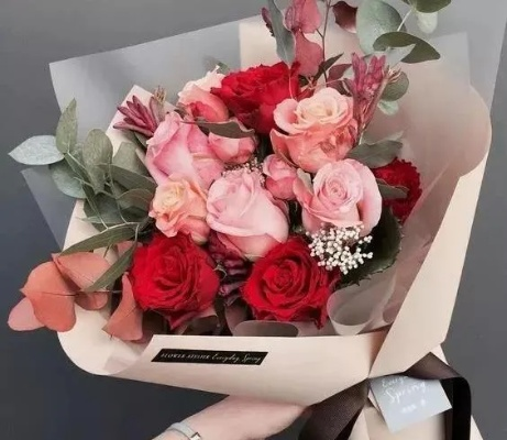 2026情人节送花绝杀指南，这5种玫瑰类型让TA瞬间破防