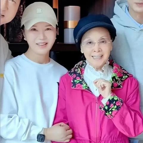 传奇世界免费外挂2025最新形态，从内存注入到AI脚本，破解版真的安全吗？