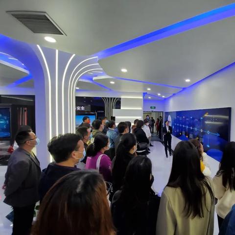 PC波游戏基地类型终极指南，2025年7大攻防流派实测与生存架构揭秘