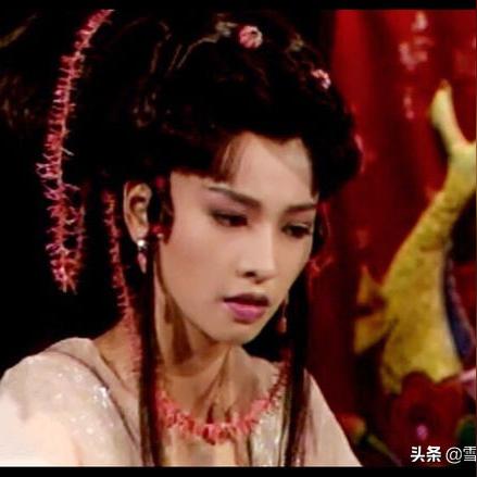 幽魂灯笼已成版本陷阱？2025季中赛出装强度与适配英雄全维度实测