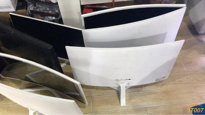 三星曲面显示器三大阵营拆解