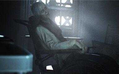 生化危机7剧情全解密，贝克家族霉菌真相与伊森身份终极解析