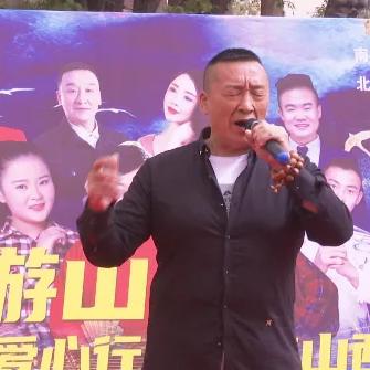 星光游戏类型定位，披着音游皮的策略卡牌