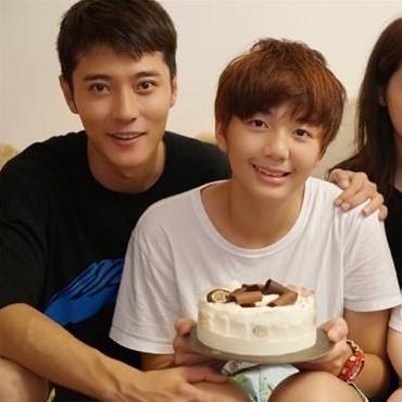 一、港普危机，从可爱特色到职业杀手