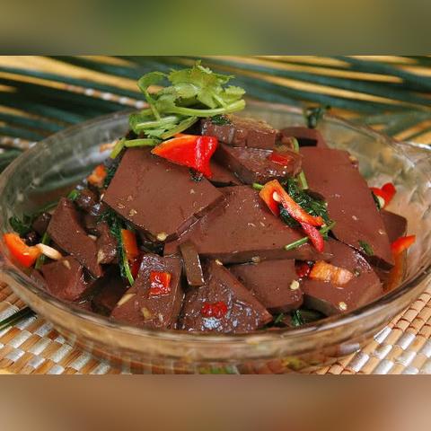 极品飞车最高通缉隐藏要素全解析，从菜鸟到黑名单第一名的逆袭之路