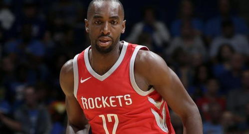 慢速中卫拉诺齐亚类型真的废？FC25高个防守者隐藏玩法大揭秘