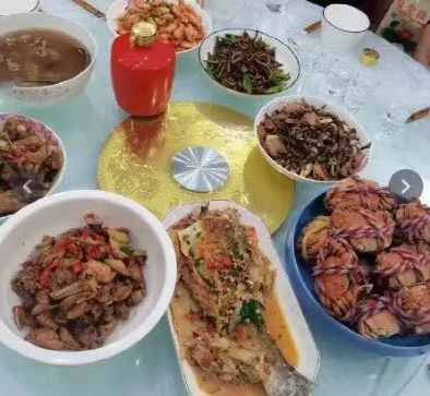 66元4菜1汤上门代厨爆火，年轻人厨房自救指南还是新职业金矿？