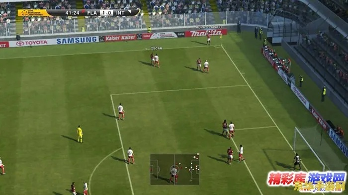 还在乱按？实况足球2013任意球系统深度拆解与破门秘籍