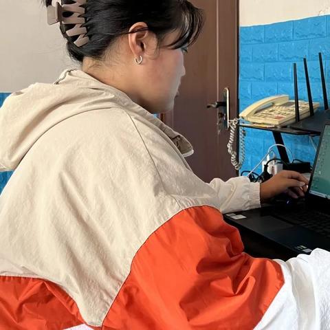 情侣扑克高阶玩法，从心理博弈到亲密升温的实战技巧（2025最新版）