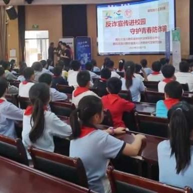 农村老人沉迷手机赚钱APP怎么办？2025年实测有效解决方案与防骗指南