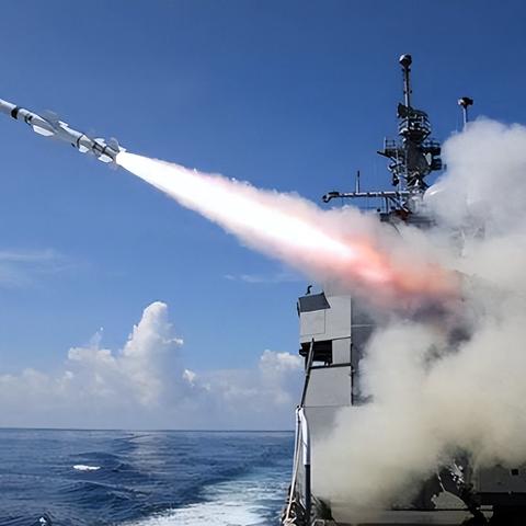 DNF2013夏日礼包绝版数据解密，海军套2026年价值重估与怀旧实测