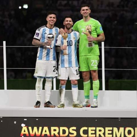 2026僵尸之夜隐藏机制全破解，从菜鸟到感染大师