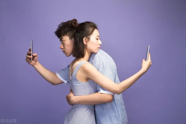 朋友夫妻互动总翻车？2026年7个实战策略破解社交困局