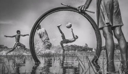 日本摄影大赛一等奖因AI造假被紧急取消，引发摄影界震动