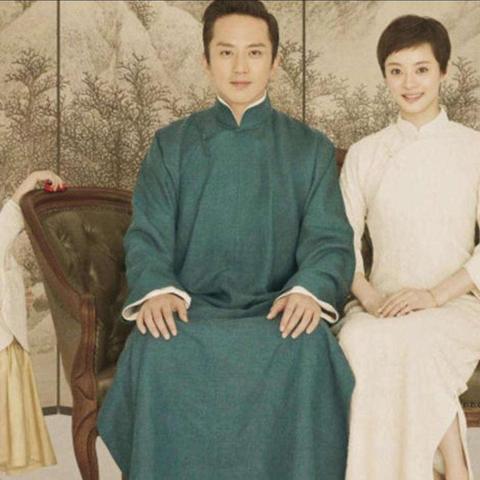 孙俪邓超婚姻10年不塌房，互补型夫妻的3个反常识运营法则与商业价值拆解