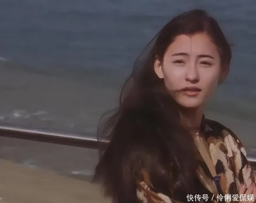 张柏芝千万片酬纠纷开庭落泪，经纪索赔情绪失控引大众关注