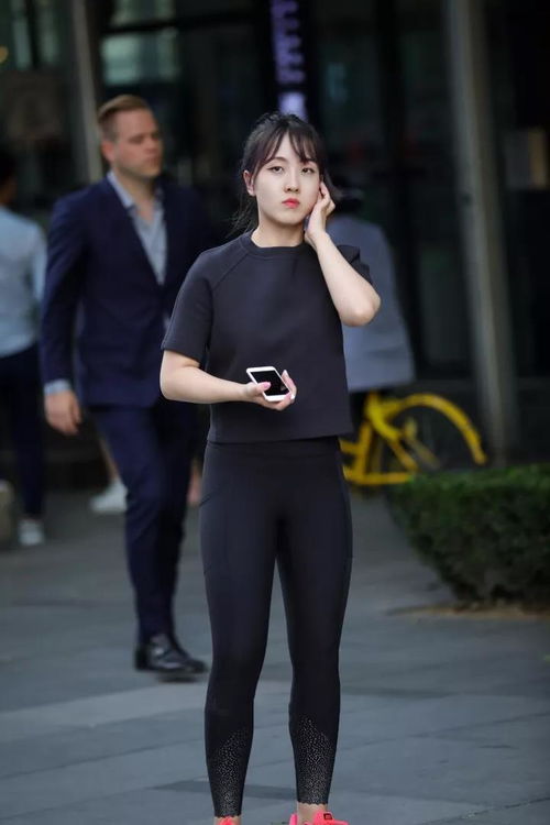 2026春季紧身裤翘臀造型终极指南，3大视觉塑形法则与健身房实拍技巧