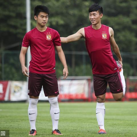 奇迹世界外挂2026年终极解析，封号机制、法律风险与零风险高效升级秘法