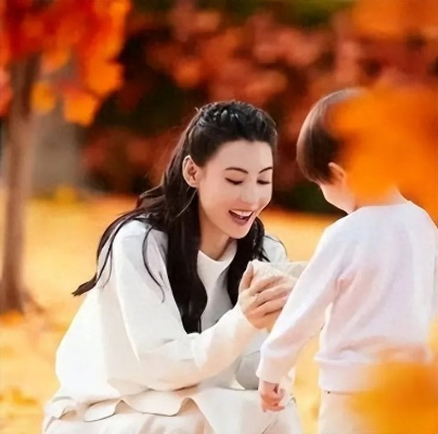 张柏芝离婚后类型全解码，从顶流女星到单亲妈妈的5种生存法则