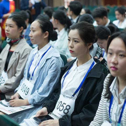 CF女角色选择终极攻略，竞技生化全模式实战匹配指南