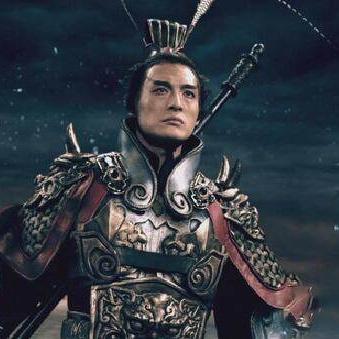 孙艺洲COS吕布全网刷屏？明星游戏联动COS实战手册与造型还原全解析