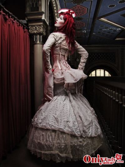 2026Q1游戏非主流服饰混搭黑皮书，从赛博哥特到废土美学的7种破局公式