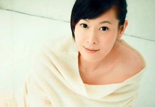 刘若英老公钟小江真实身份揭秘，低调富商背景与八年婚姻内幕全解码