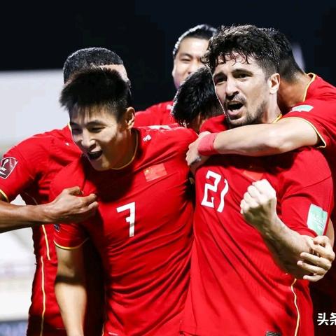 2026年奇迹世界经典类型深度拆解，从怀旧服到经典版的实战选择策略