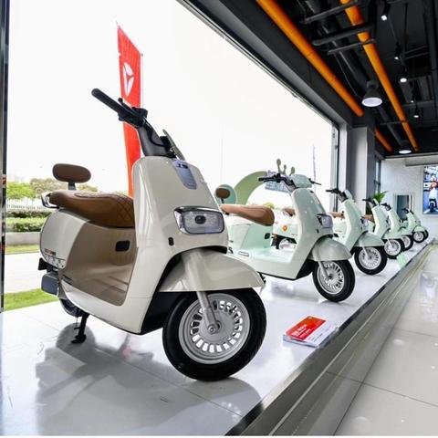 版本本质，不是复古，是经济系统重构