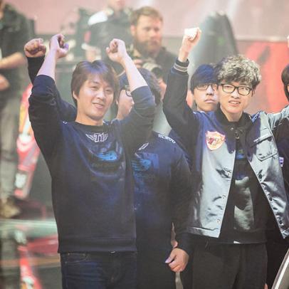 游戏巅峰对决，Faker舍爱情选荣耀！