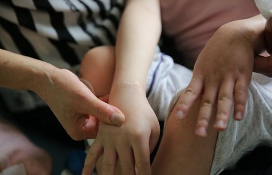 植物人父亲帮儿子挠痒，情感互动游戏如何引爆玩家泪腺？