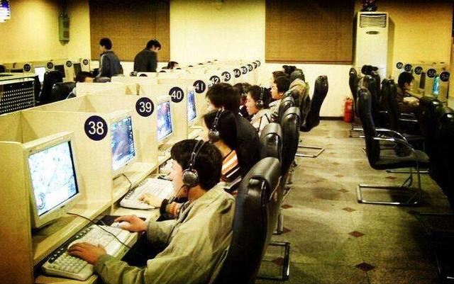 局域网联机游戏，网吧开黑已成过去？揭秘零延迟激战的终极宝藏！