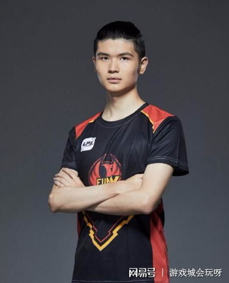 无状态退役真相解析，顶级中单为何倒在战术断层时代？