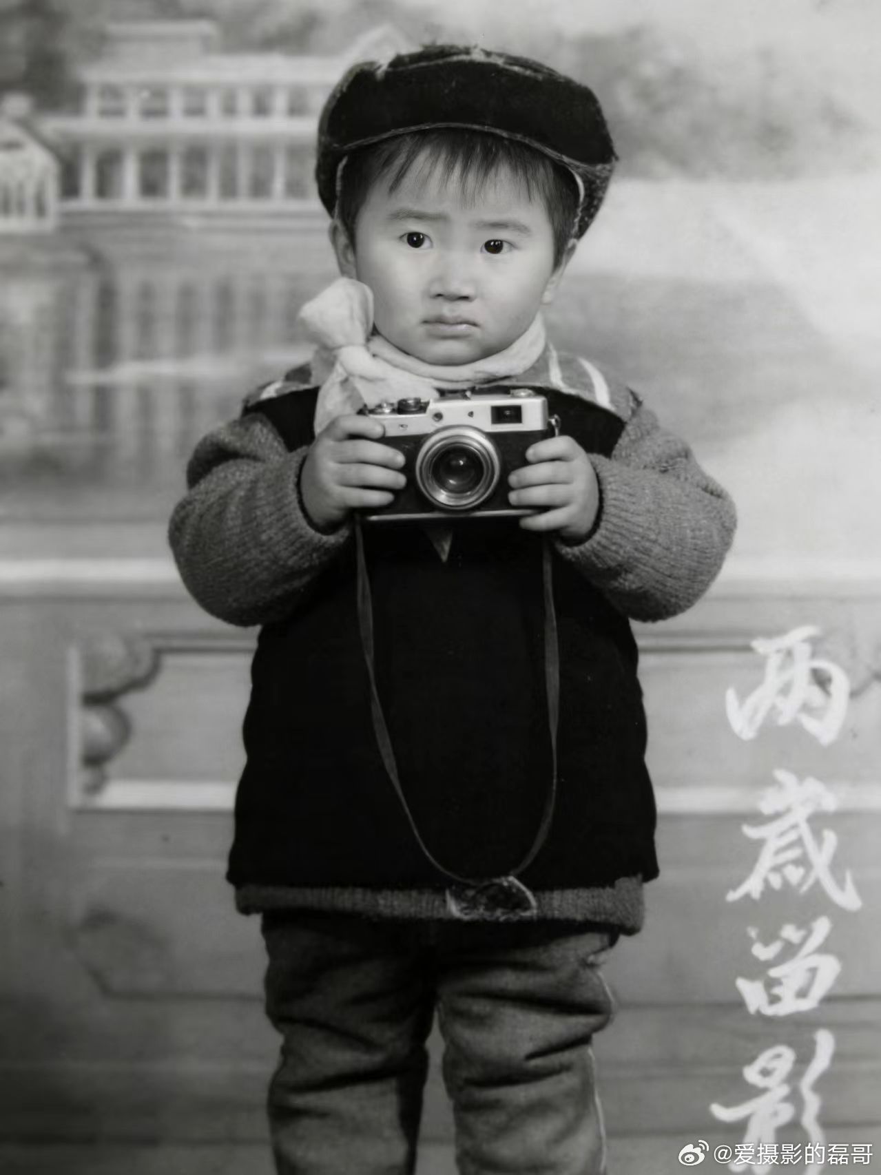 童年照不堪回首？2026年最新解析网友晒照类型与高效应对全攻略